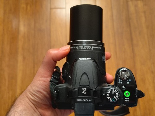 Nikon coolpix p520 - black, 18.1